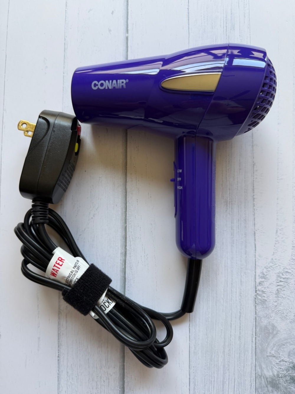 Conair Purple Compact Travel Hair Dryer w Diffuser | Lightweight Portable - Picture 2 of 8